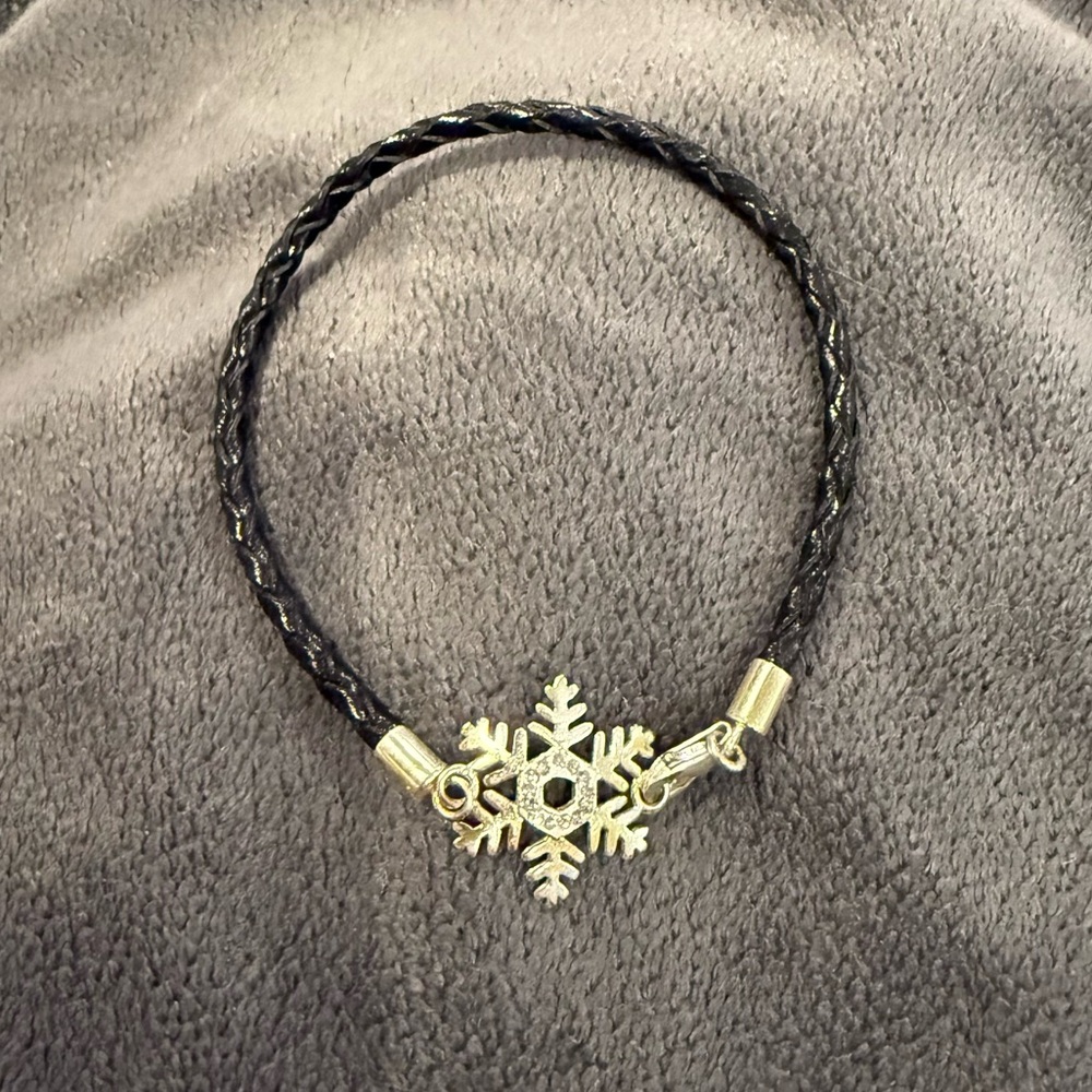 Black and Silver Snowflake Bracelet